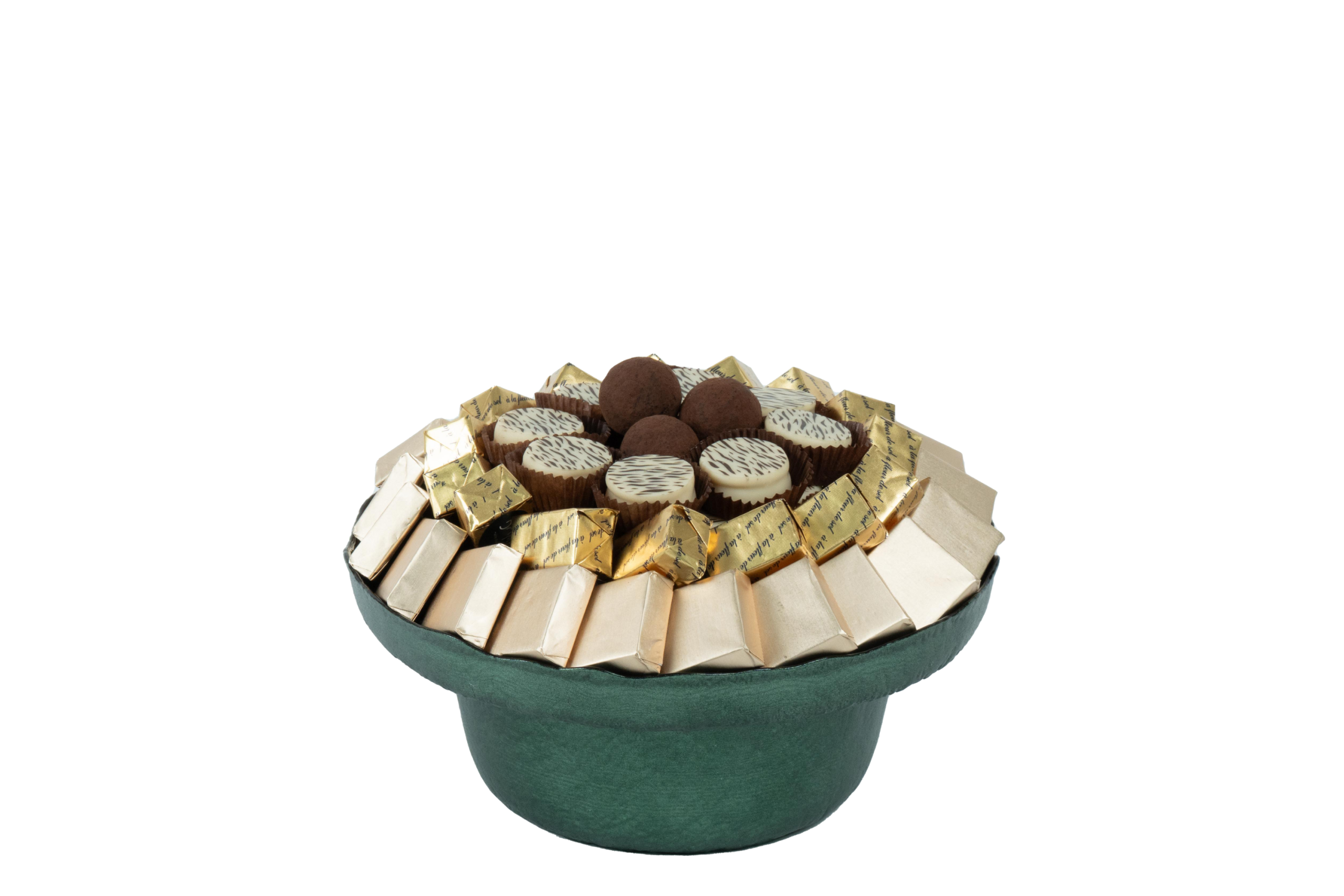 Coupe en verre garnie de chocolat